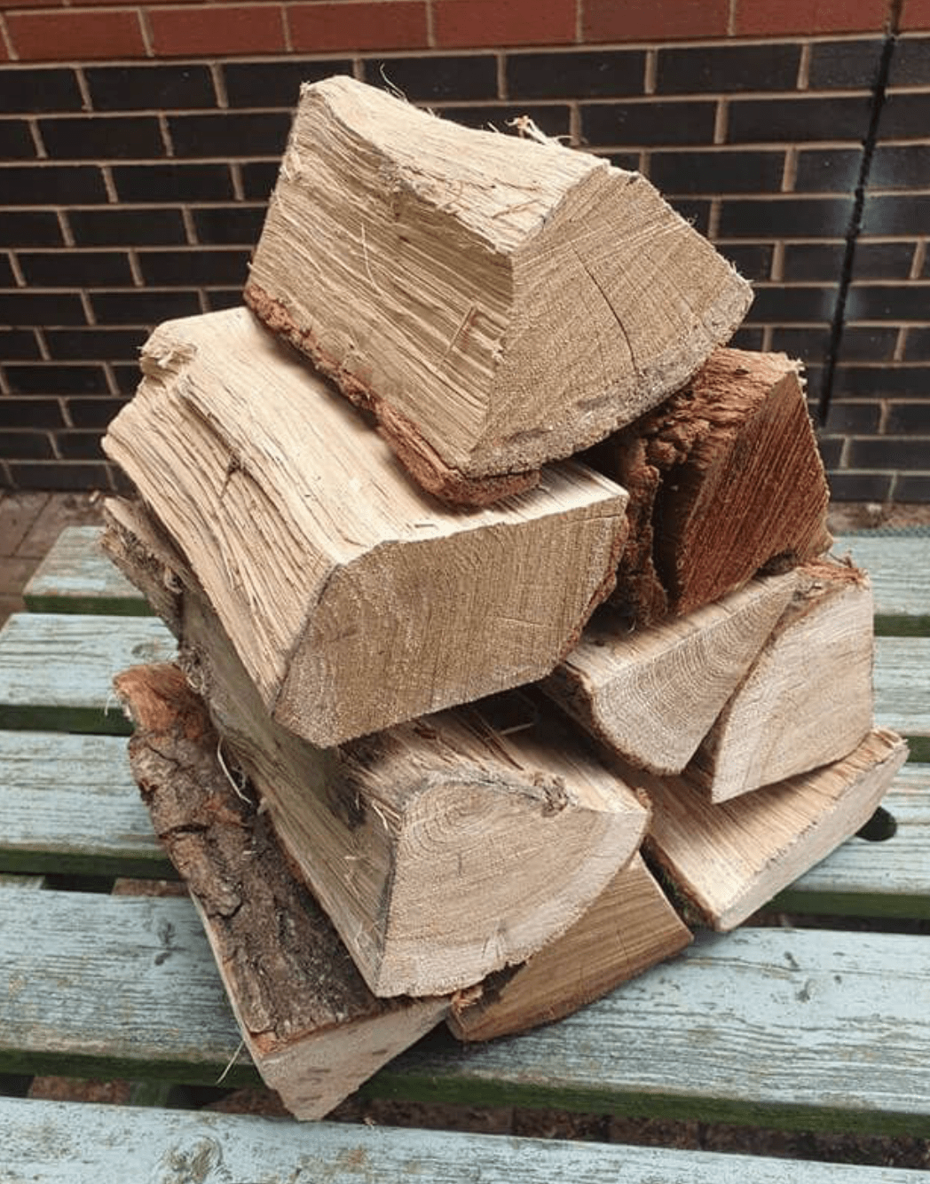 Kiln Dried Ash Logs Nets 54 X 25L - Ready Set SuppliedKiln Dried Ash Logs Nets 54 X 25L