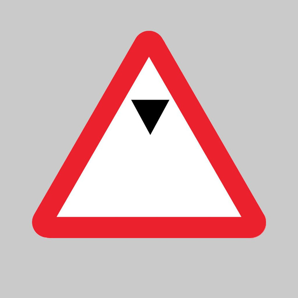 Maximum Headroom Class R2 Permanent 750mm Triangle (3mm Aluminium Composite) With Channelling Sign - Ready Set SuppliedMaximum Headroom Class R2 Permanent 750mm Triangle (3mm Aluminium Composite) With Channelling Sign56594