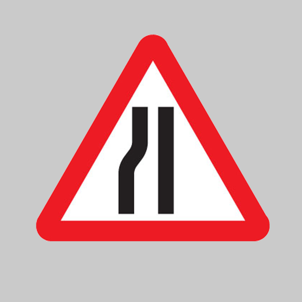 Road narrows left side class R2 Permanent 600mm Tri (3mm aluminium composite) c/w channelling