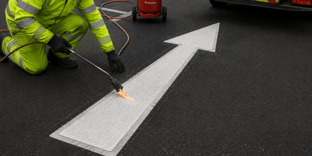 Straight Arrow - White Thermoplastic Road marking - Ready Set SuppliedStraight Arrow - White Thermoplastic Road marking1000mm x 175mm